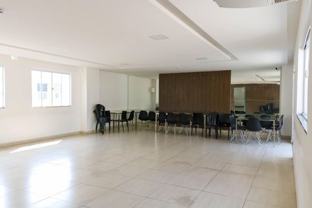 Apartamento para alugar com 45m², 2 quartos e sem vagaÁrea comum - Salão de festas