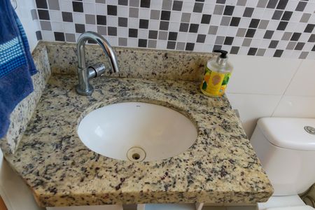 Apartamento para alugar com 45m², 2 quartos e sem vagaBanheiro