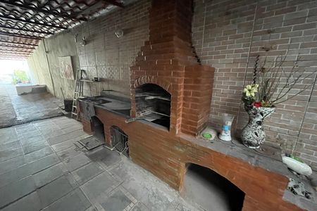 Casa para alugar com 100m², 2 quartos e 1 vagaÁrea de Serviço