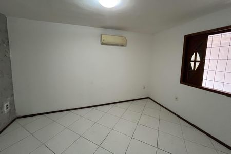 Casa para alugar com 100m², 2 quartos e 1 vagaQuarto
