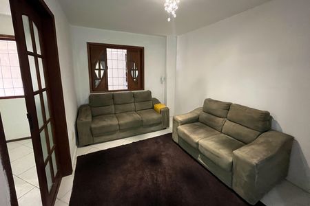 Casa para alugar com 100m², 2 quartos e 1 vagaSala
