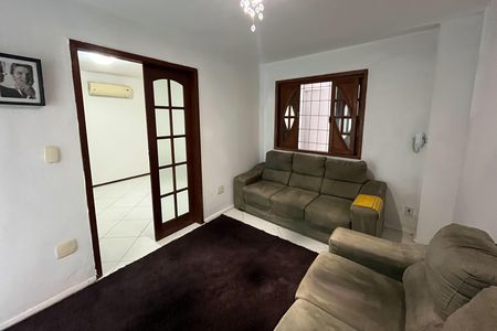 Casa para alugar com 100m², 2 quartos e 1 vagaSala