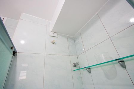 Apartamento para alugar com 49m², 2 quartos e 1 vaga Apartamento para alugar com 49m², 2 quartos e 1 vagaBanheiro