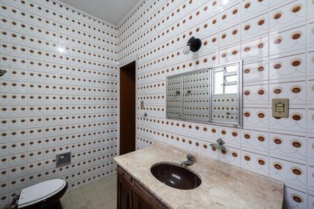 Casa para alugar com 150m², 3 quartos e 2 vagas Casa para alugar com 150m², 3 quartos e 2 vagasBanheiro suíte