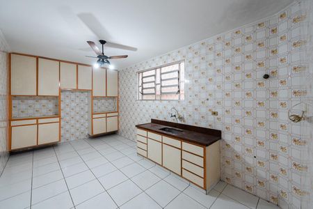 Casa para alugar com 150m², 3 quartos e 2 vagas Casa para alugar com 150m², 3 quartos e 2 vagasCozinha