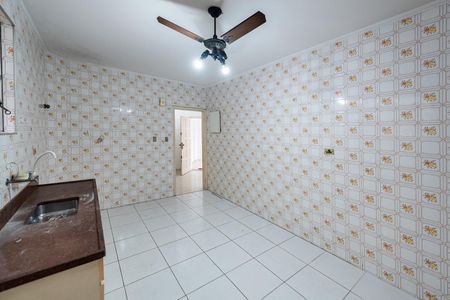 Casa para alugar com 150m², 3 quartos e 2 vagas Casa para alugar com 150m², 3 quartos e 2 vagasCozinha