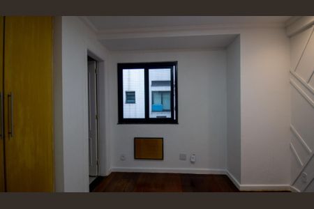 Apartamento à venda com 220m², 4 quartos e 3 vagasSuíte 1