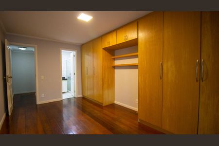 Apartamento à venda com 220m², 4 quartos e 3 vagasSuíte 3