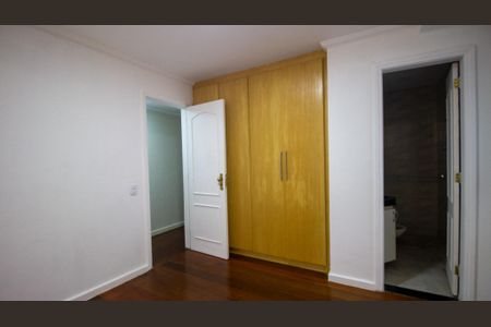 Apartamento à venda com 220m², 4 quartos e 3 vagasSuíte 1