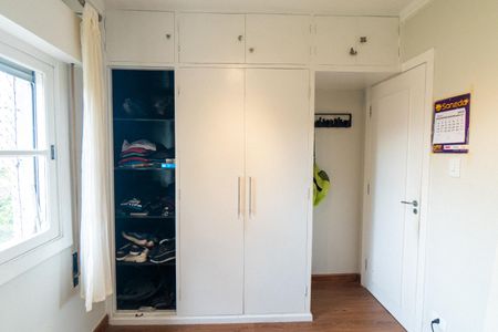 Apartamento à venda com 95m², 4 quartos e 1 vagaQuarto 1 - Armários