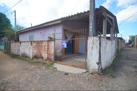 Casa para alugar com 60m², 2 quartos e 1 vagaFachada + Plaquinha 