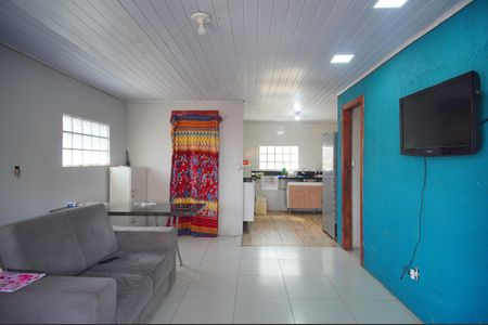 Casa para alugar com 60m², 2 quartos e 1 vagaSala