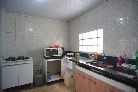 Casa para alugar com 60m², 2 quartos e 1 vagaCozinha