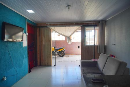 Casa para alugar com 60m², 2 quartos e 1 vagaSala