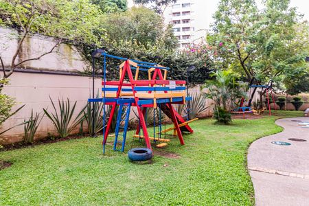 Apartamento à venda com 45m², 2 quartos e 1 vaga Apartamento à venda com 45m², 2 quartos e 1 vagaÁrea comum - Playground