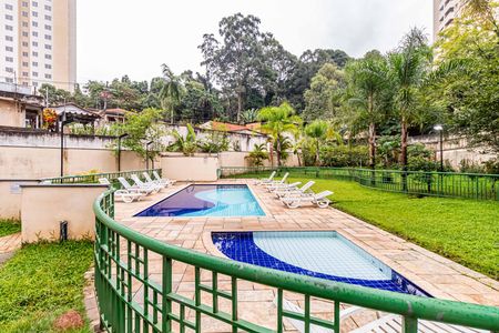 Apartamento à venda com 45m², 2 quartos e 1 vaga Apartamento à venda com 45m², 2 quartos e 1 vagaÁrea comum - Piscina