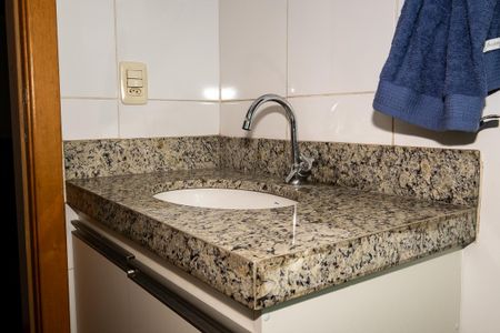 Apartamento à venda com 170m², 4 quartos e 2 vagasBanheiro