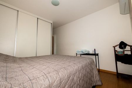 Apartamento à venda com 170m², 4 quartos e 2 vagasSuíte