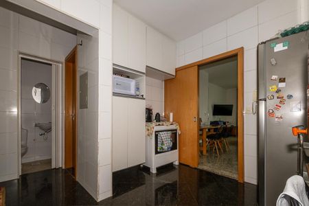 Apartamento à venda com 170m², 4 quartos e 2 vagasCozinha