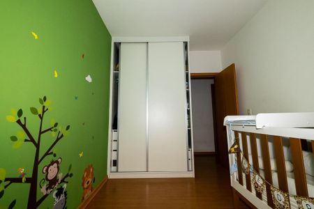 Apartamento à venda com 170m², 4 quartos e 2 vagasQuarto 2