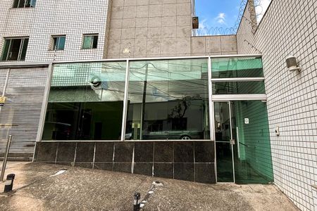 Apartamento à venda com 170m², 4 quartos e 2 vagasFachada