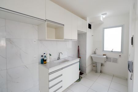 Apartamento para alugar com 48m², 2 quartos e sem vagaCozinha e Área de Serviço