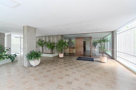 Apartamento à venda com 324m², 4 quartos e 3 vagasFachada