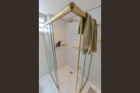 Apartamento à venda com 324m², 4 quartos e 3 vagasBanheiro da Suíte 1