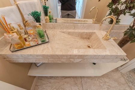 Apartamento à venda com 324m², 4 quartos e 3 vagasLavabo