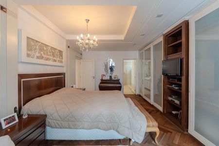Apartamento à venda com 324m², 4 quartos e 3 vagasSuíte 3
