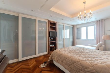 Apartamento à venda com 324m², 4 quartos e 3 vagasSuíte 3