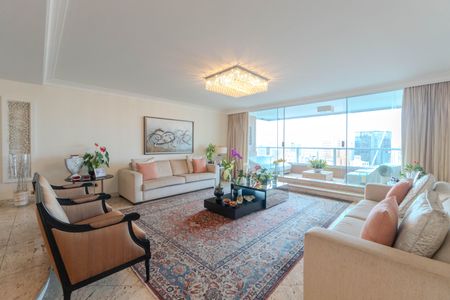 Apartamento à venda com 324m², 4 quartos e 3 vagasSala