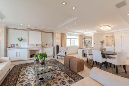 Apartamento à venda com 324m², 4 quartos e 3 vagasSala