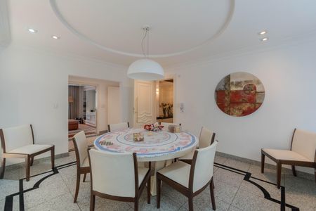Apartamento à venda com 324m², 4 quartos e 3 vagasSala de Jantar