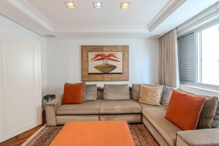 Apartamento à venda com 324m², 4 quartos e 3 vagasSala de TV