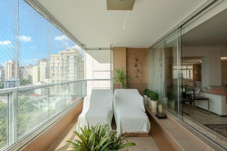 Apartamento à venda com 324m², 4 quartos e 3 vagasSacada