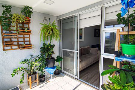 Apartamento à venda com 113m², 3 quartos e 2 vagas Apartamento à venda com 113m², 3 quartos e 2 vagasVaranda - Sala