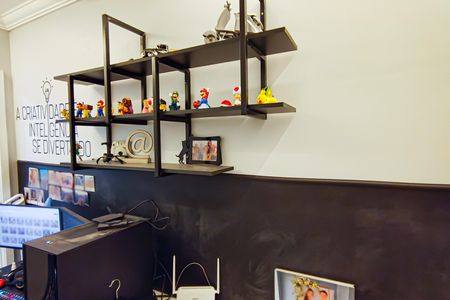 Apartamento à venda com 113m², 3 quartos e 2 vagas Apartamento à venda com 113m², 3 quartos e 2 vagasEscritório