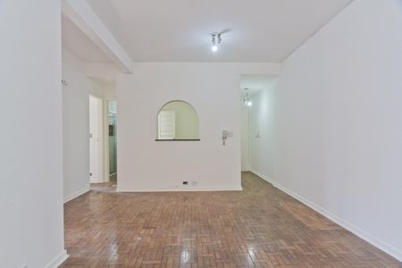 Apartamento à venda com 75m², 3 quartos e sem vagaSala