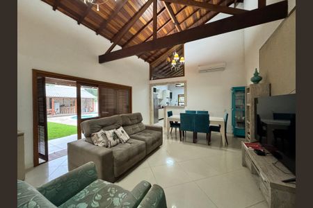 Casa à venda com 942m², 3 quartos e 4 vagas Casa à venda com 942m², 3 quartos e 4 vagasSala