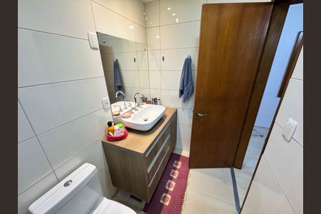 Casa à venda com 942m², 3 quartos e 4 vagas Casa à venda com 942m², 3 quartos e 4 vagasBanheiro da Suíte 1