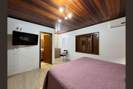 Casa à venda com 942m², 3 quartos e 4 vagas Casa à venda com 942m², 3 quartos e 4 vagasSuíte 1