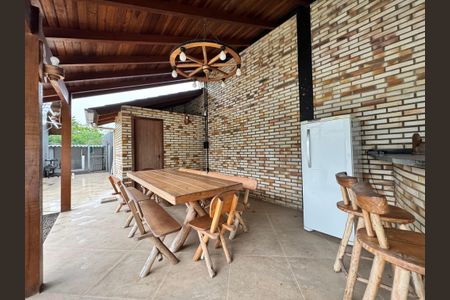 Casa à venda com 942m², 3 quartos e 4 vagas Casa à venda com 942m², 3 quartos e 4 vagasÁrea Gourmet