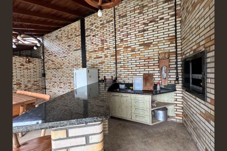 Casa à venda com 942m², 3 quartos e 4 vagas Casa à venda com 942m², 3 quartos e 4 vagasÁrea Gourmet