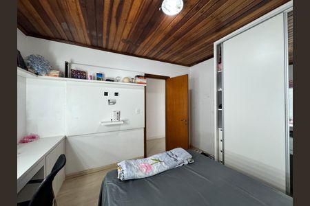 Casa à venda com 942m², 3 quartos e 4 vagas Casa à venda com 942m², 3 quartos e 4 vagasSuíte 2