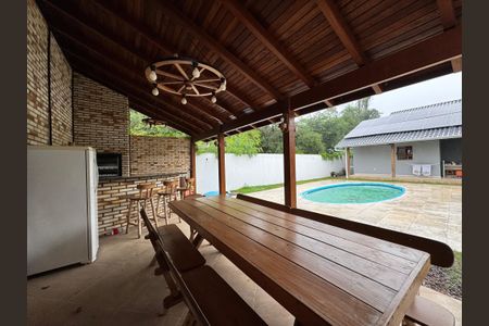 Casa à venda com 942m², 3 quartos e 4 vagas Casa à venda com 942m², 3 quartos e 4 vagasÁrea Gourmet