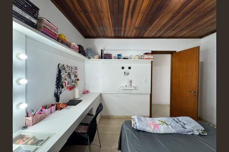 Casa à venda com 942m², 3 quartos e 4 vagas Casa à venda com 942m², 3 quartos e 4 vagasSuíte 2