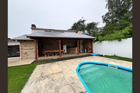 Casa à venda com 942m², 3 quartos e 4 vagas Casa à venda com 942m², 3 quartos e 4 vagasÁrea Externa