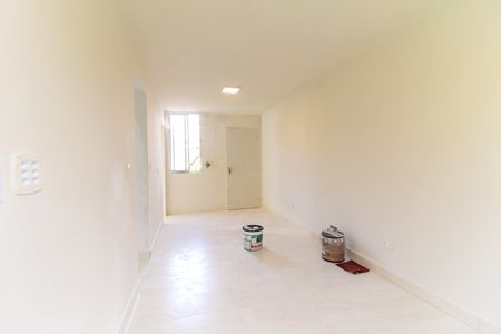 Apartamento à venda com 56m², 2 quartos e 1 vaga Apartamento à venda com 56m², 2 quartos e 1 vagaSala