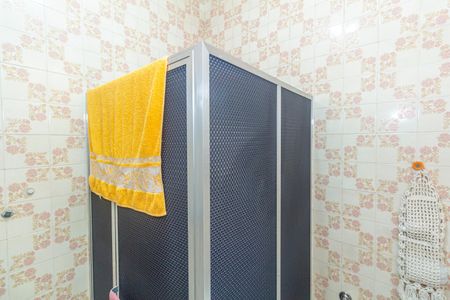 Casa de condomínio para alugar com 160m², 3 quartos e 2 vagasBanheiro 1